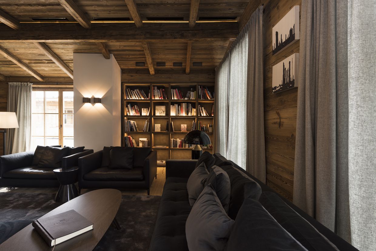 PROLICHT_Invader_Dice Wall_Magiq_InvaderSeverin S_5646_LR.jpg