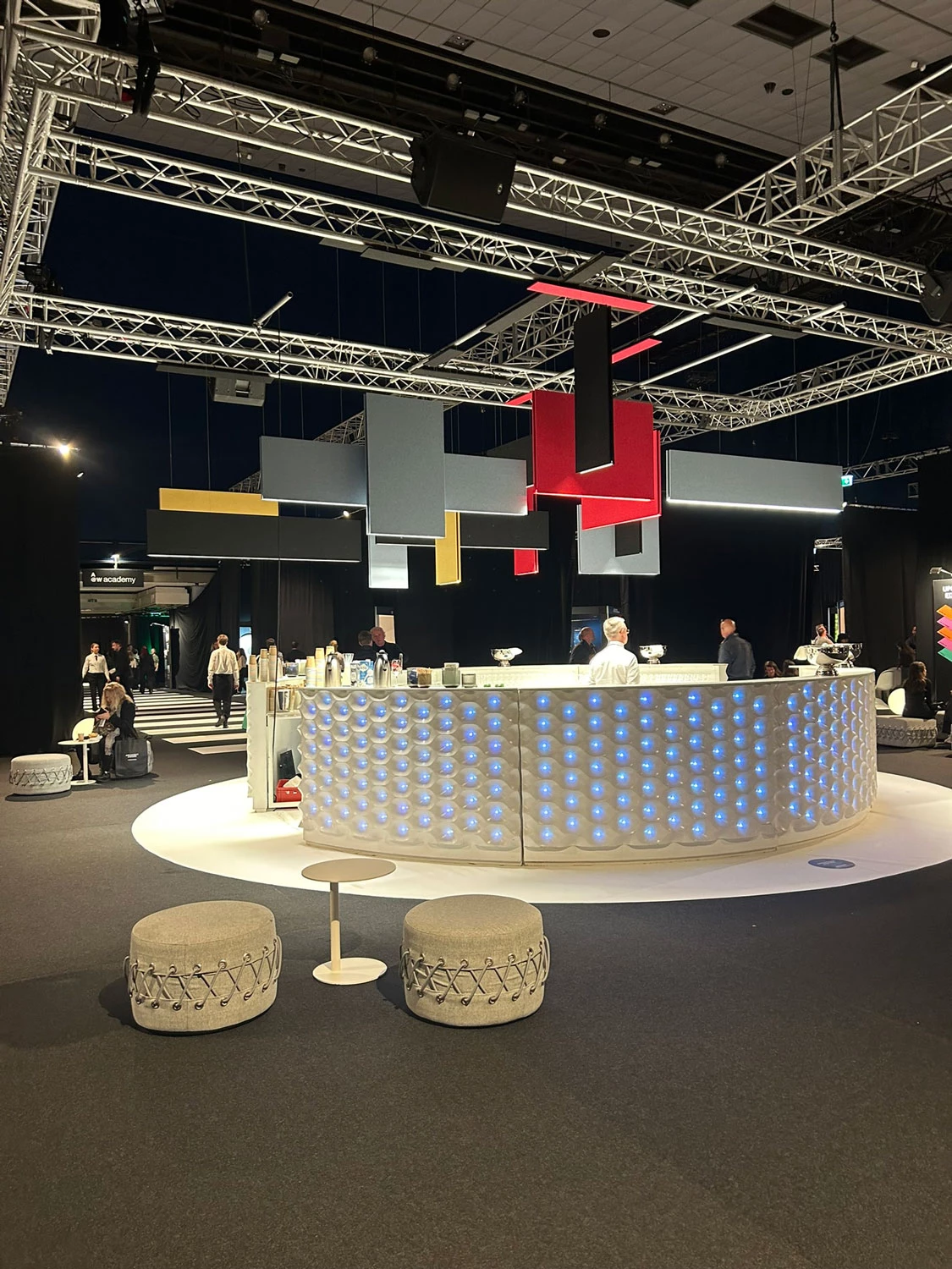 Lichtpartner A&W Lichtinstallation Ueber Bar