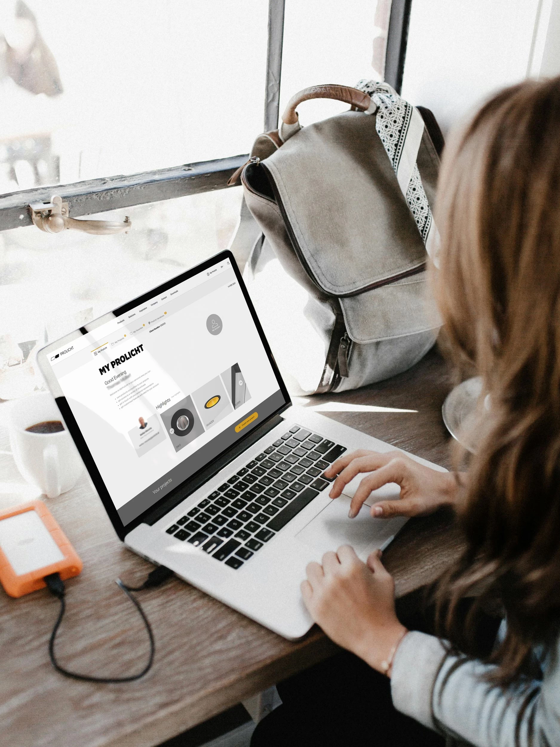 Prolicht Konfigurator Myprolicht Laptop Hinterundbild Arbeitsflaeche Projektverwaltung