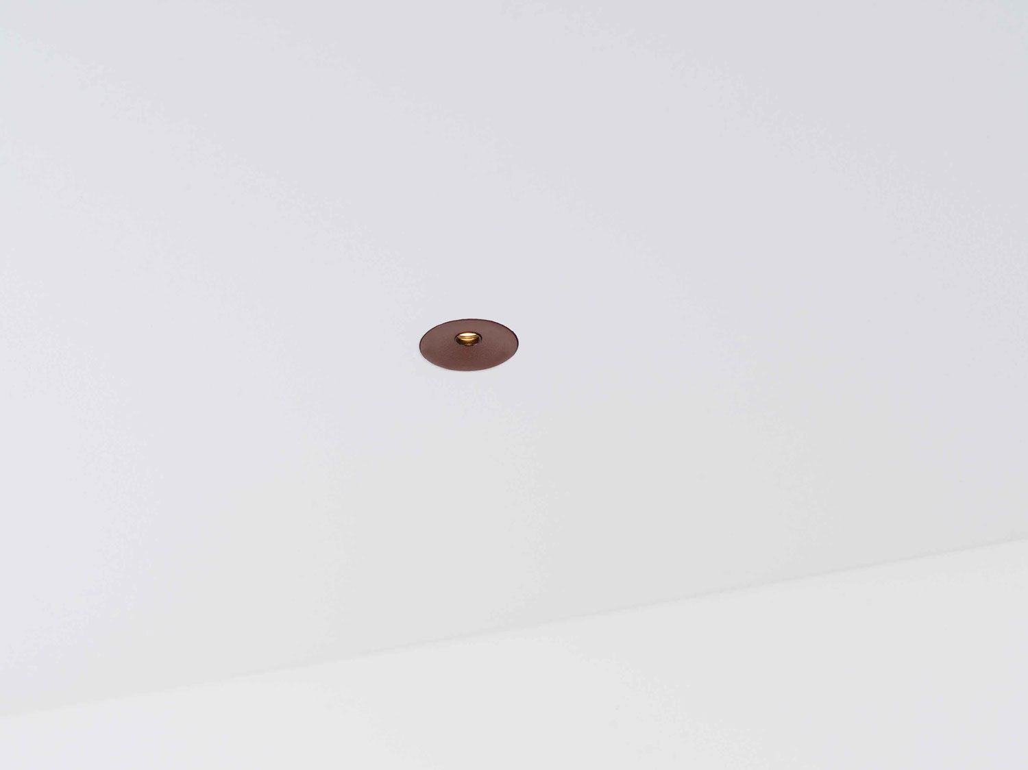 Invader Micro-Dot – trimless LED spotlight for subtle accent lighting